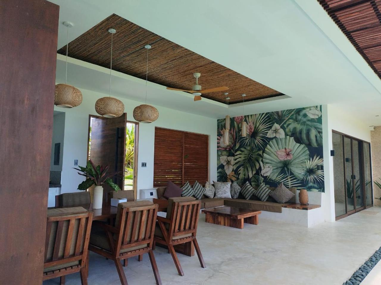 แมงโก้ทรี เซียร์เกา Villa เจเนอรัลลูนา ภายนอก รูปภาพ